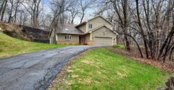 15 Magnolia Ln N, Plymouth, MN 55441