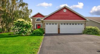 256 Ardennes Ave E, Shakopee, MN 55379